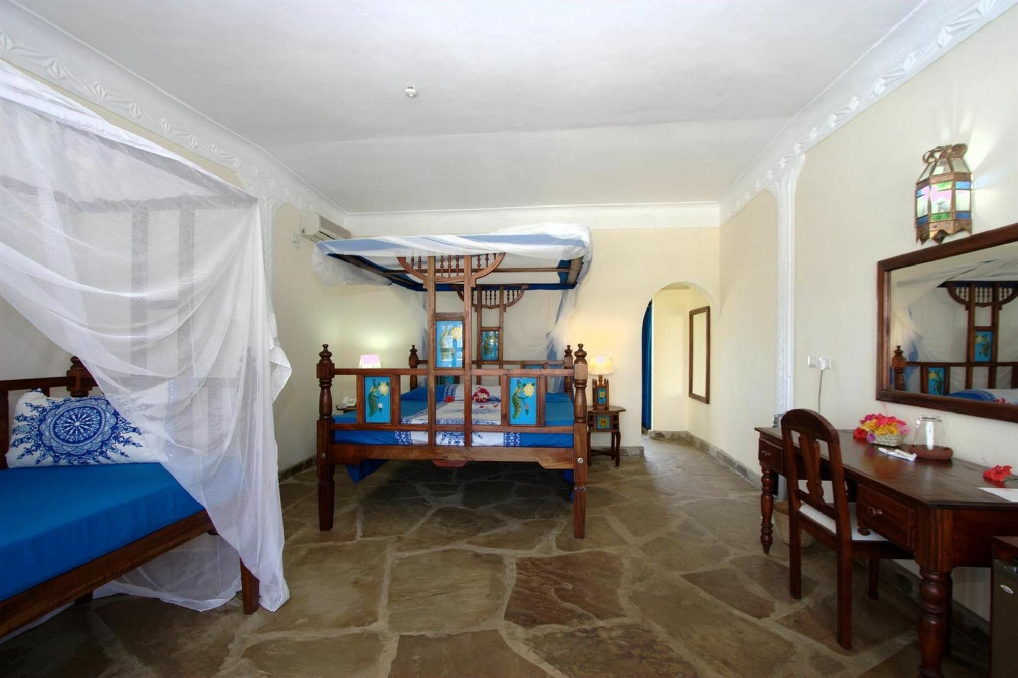 Jumbo Watamu Ξενοδοχείο Εξωτερικό φωτογραφία